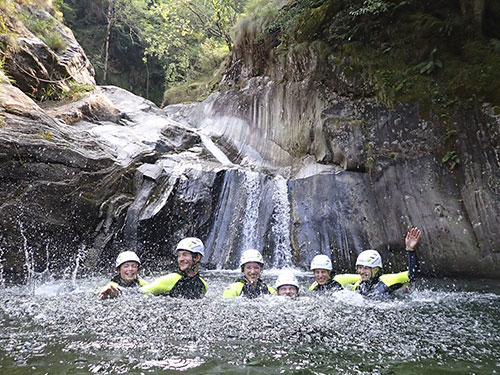 Canyoning di gruppo